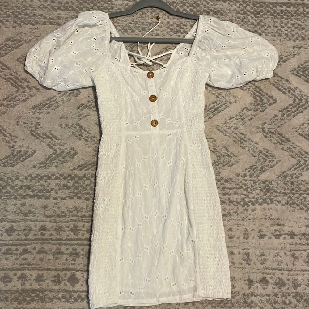 White floral dress perfect condition worn once